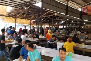 活気あふれるインドネシア国内